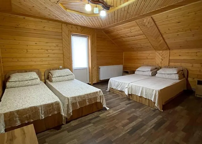 відпочинок у саманюків Lodge Mykulychyn