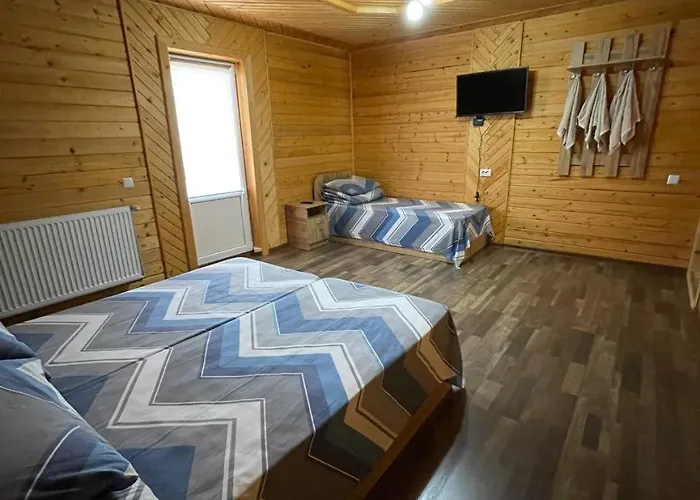 відпочинок у саманюків Lodge Mykulychyn