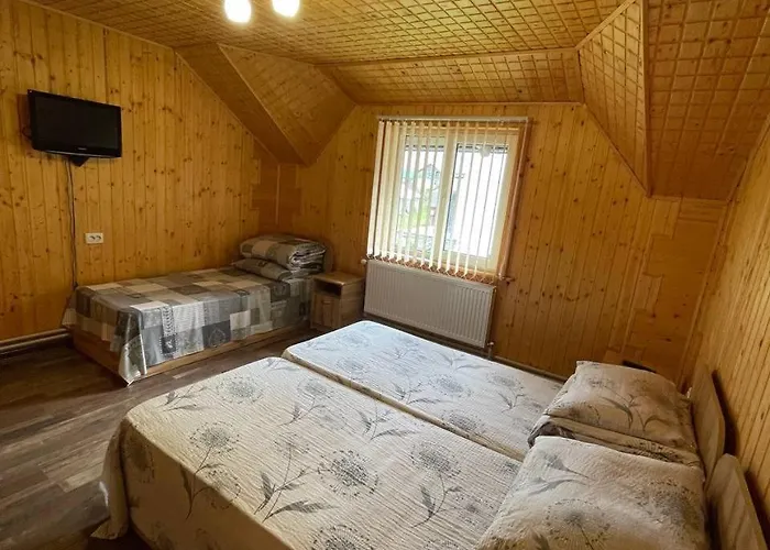 Lodge відпочинок у саманюків Mykulychyn