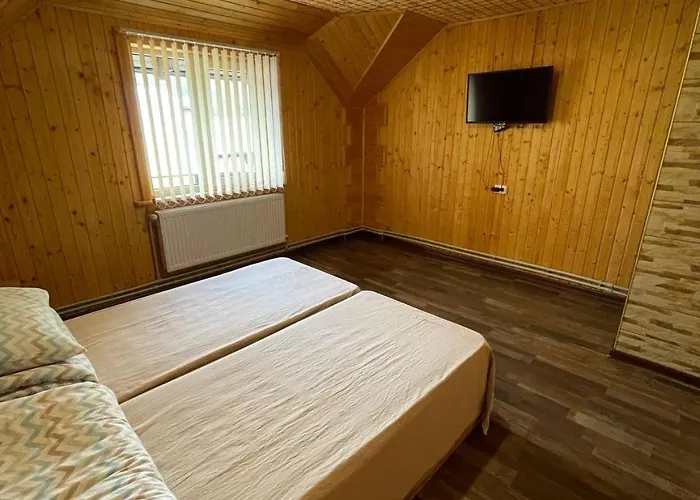 Lodge відпочинок у саманюків Mykulychyn