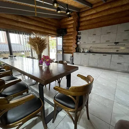 відпочинок у саманюків Lodge