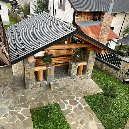 відпочинок у саманюків Mykulychyn